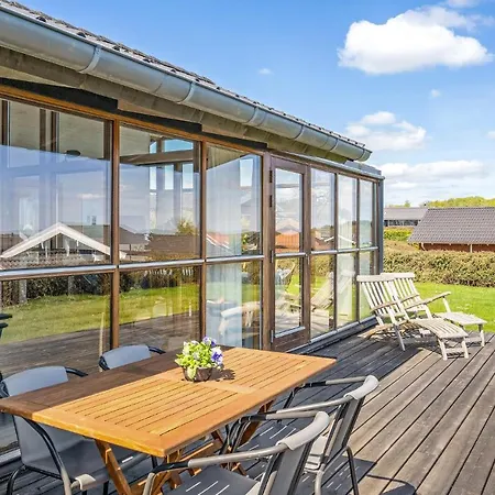 2 Bedroom Stunning Home In Sjolund Sjolund